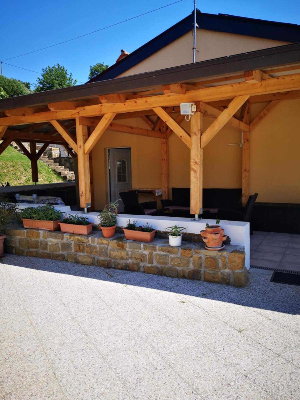 Apartma Ester Lucija Extérieur photo